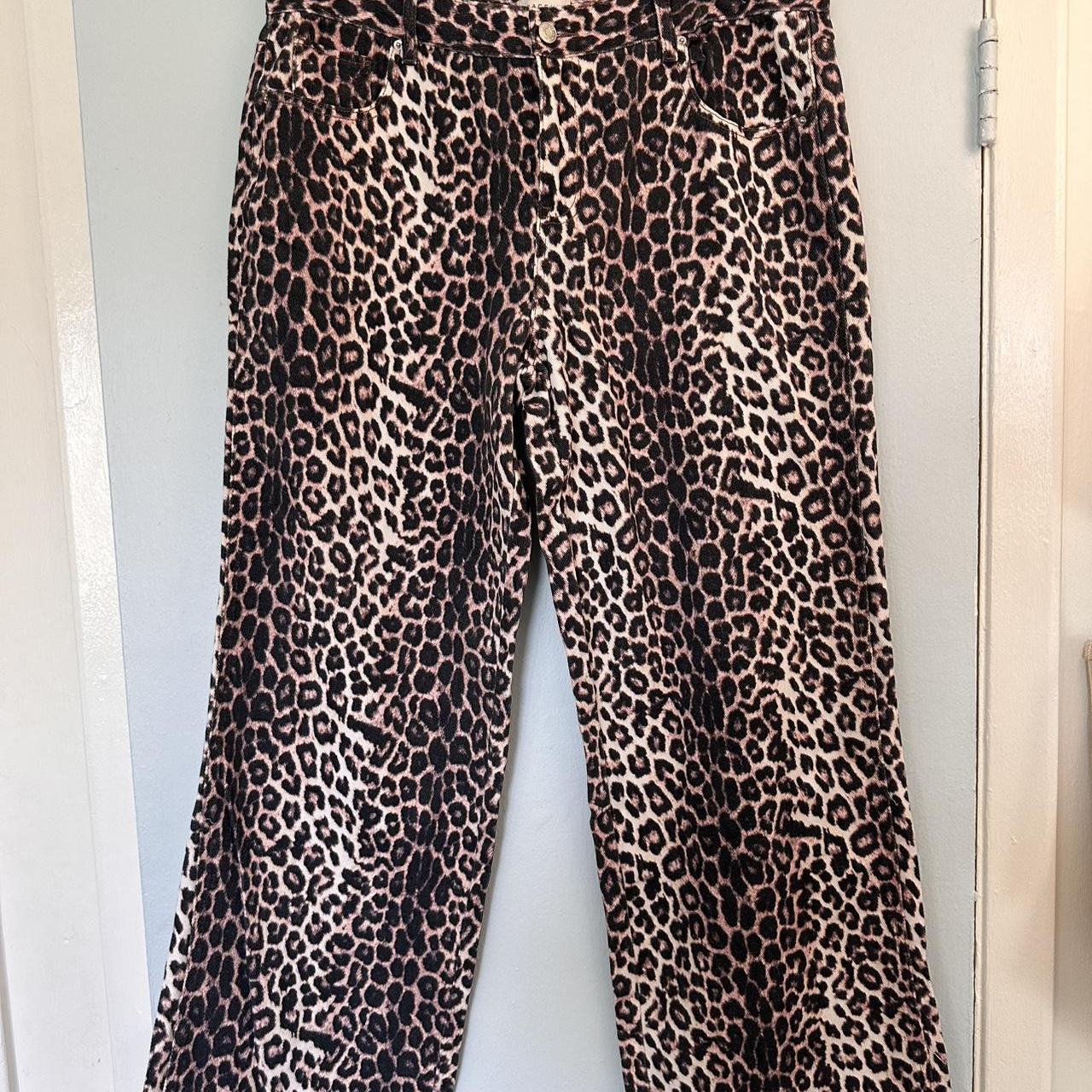 item listed by gracynblaine
