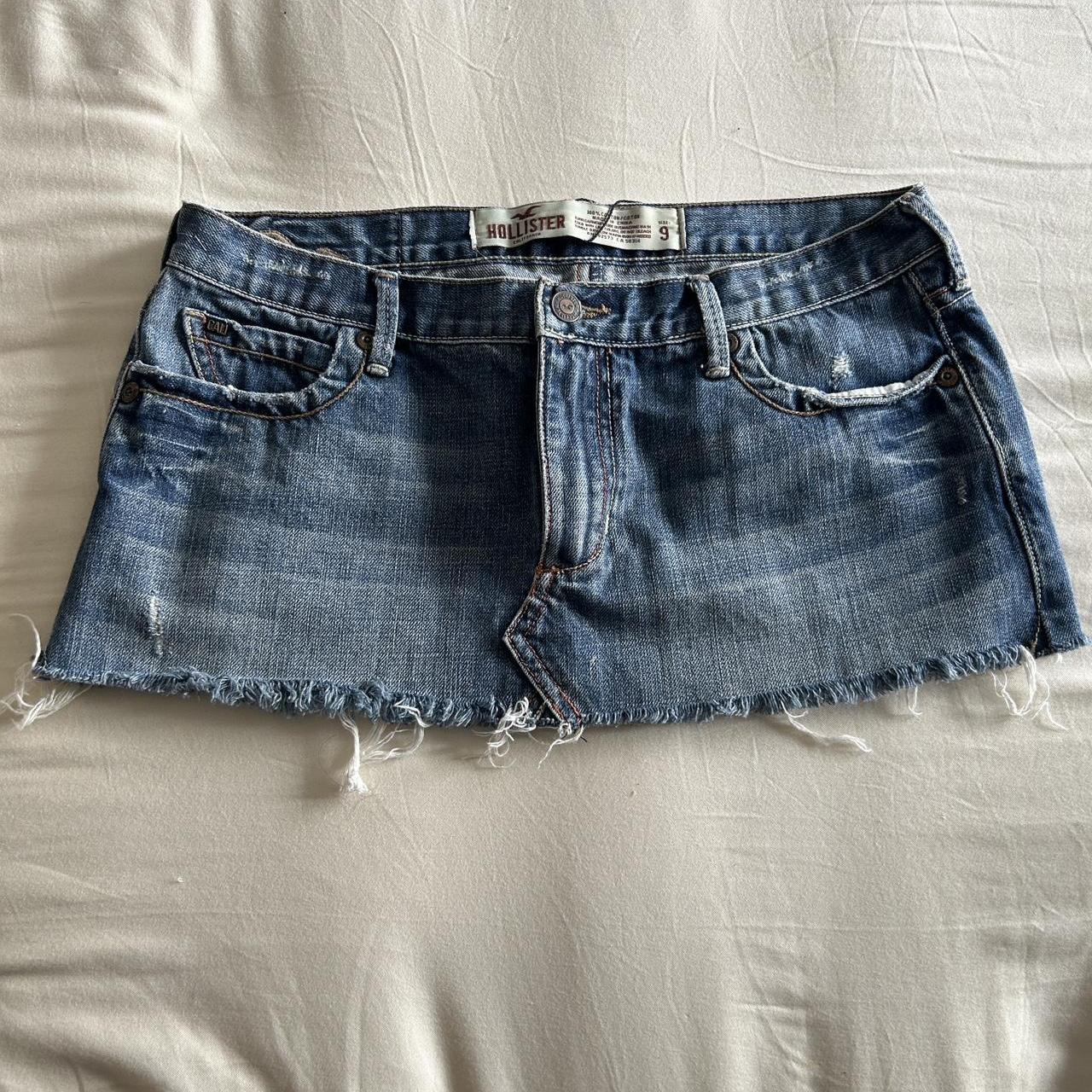 Hollister 2000s micro mini skirt 🫧 Size: tagged 9... - Depop