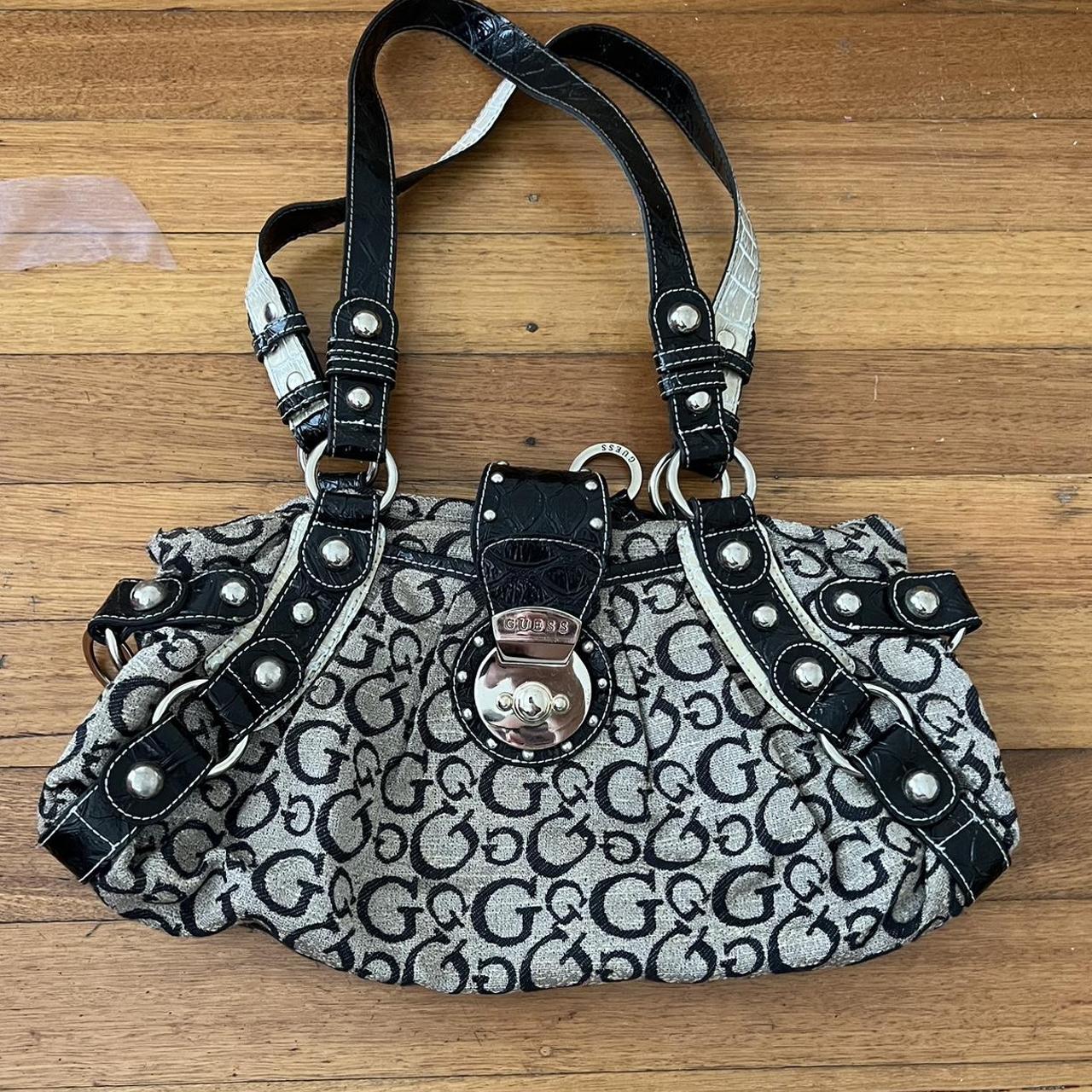 Vintage guess bag - Depop