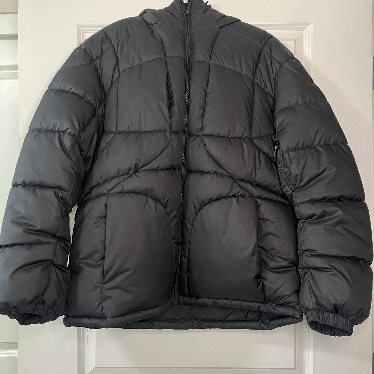 Supreme GlitterYokeDownPufferJacket M未使用 Supreme Glitter Yoke Down Puffer Jacket (FW22) - $298