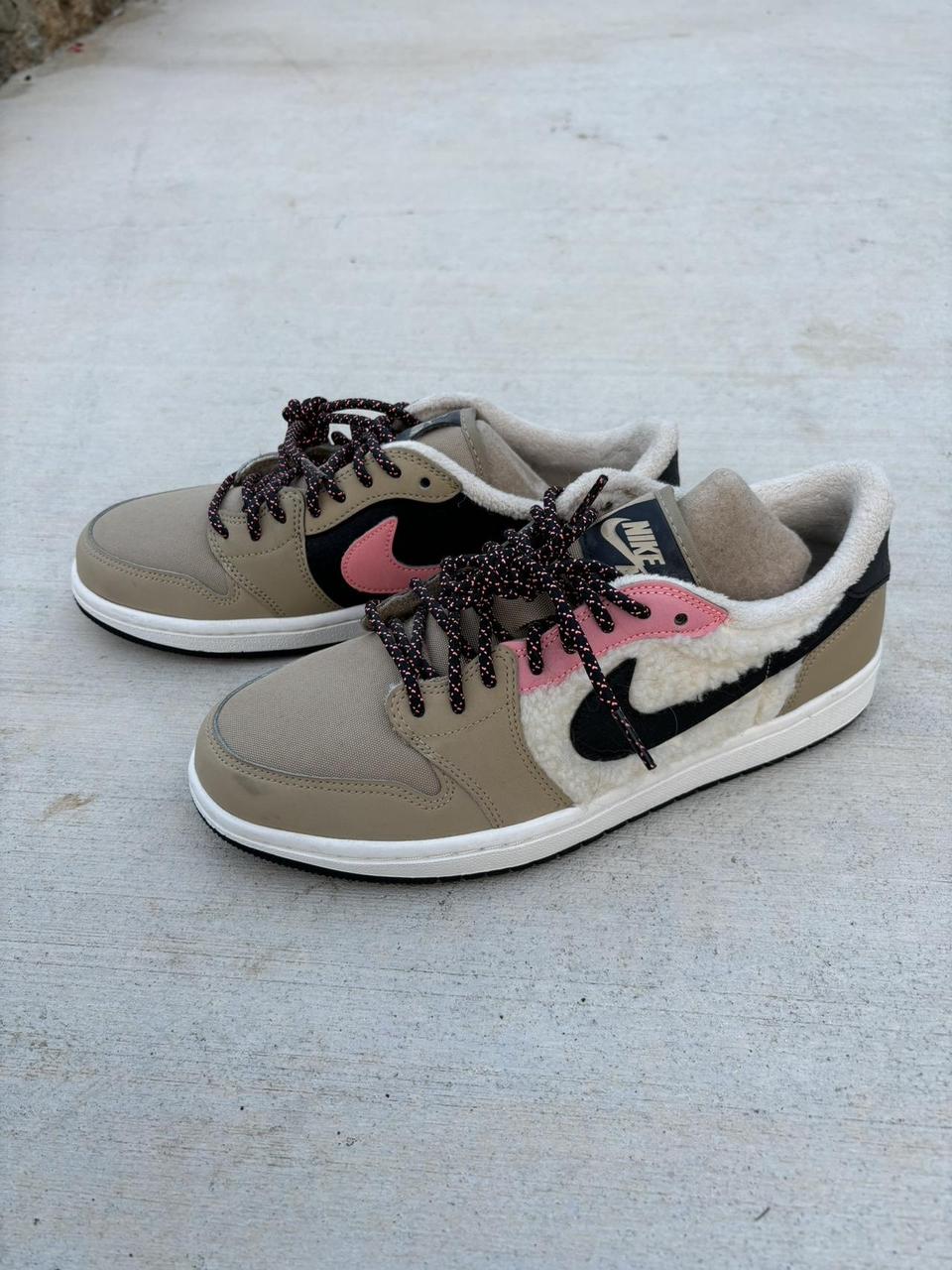 Air Jordan Wmns Air Jordan 1 Retro Low Fleece 'Parachute hotsell Beige' Womens Sneakers