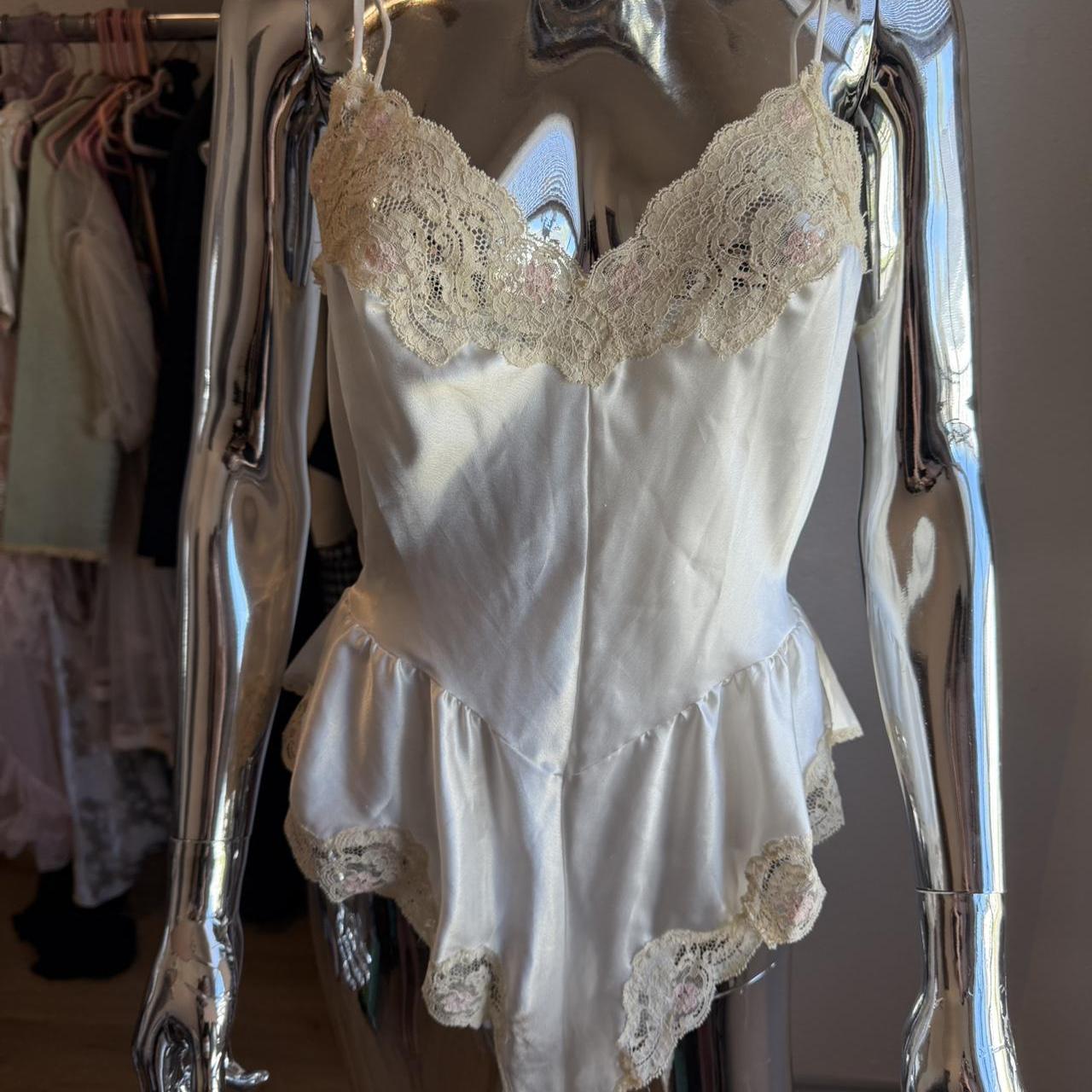 item listed by divinecomedyvintage