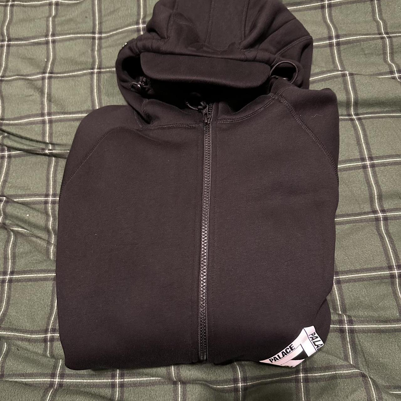 Palace Thermal Bonded Cap Hood Worn once Lovely | Depop Palace Thermal Bonded Cap Hood Worn once Lovely | Depop