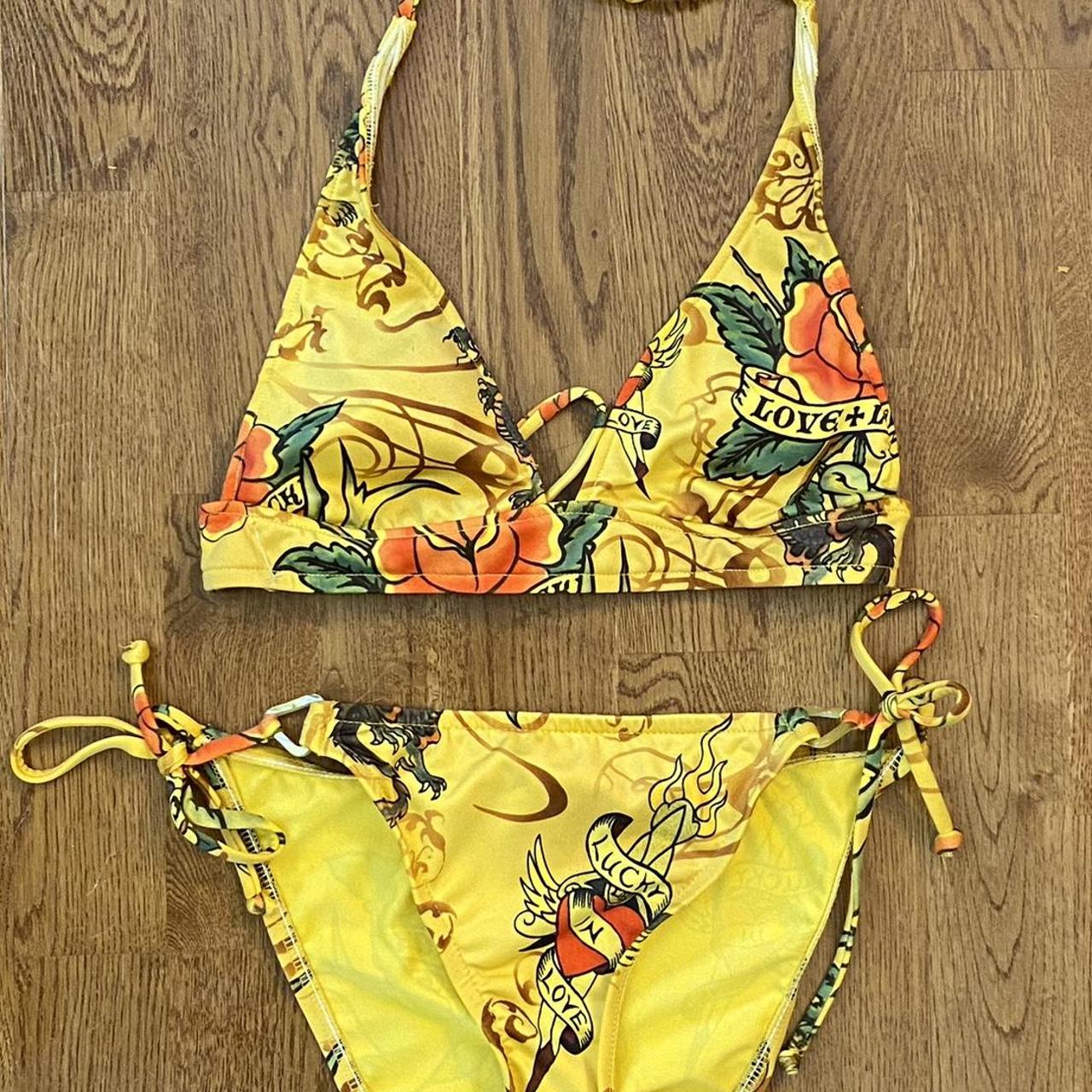 item listed by cleaningmyclosetxoxo