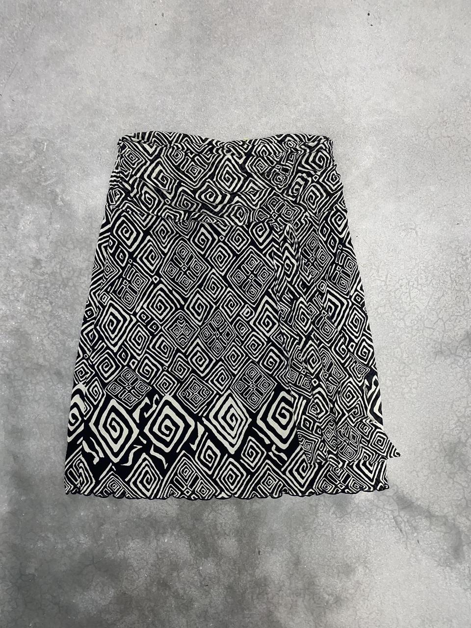 Wrap patterned midi skirt by “W” 🌹🖤 this seems to be... - Depop