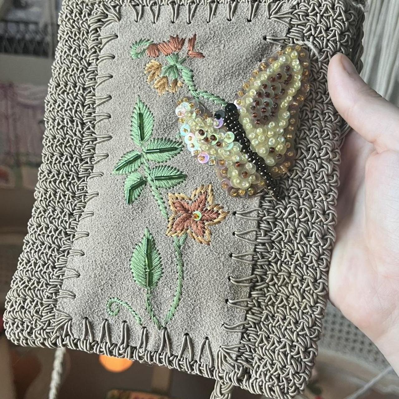 item listed by illuminousdream