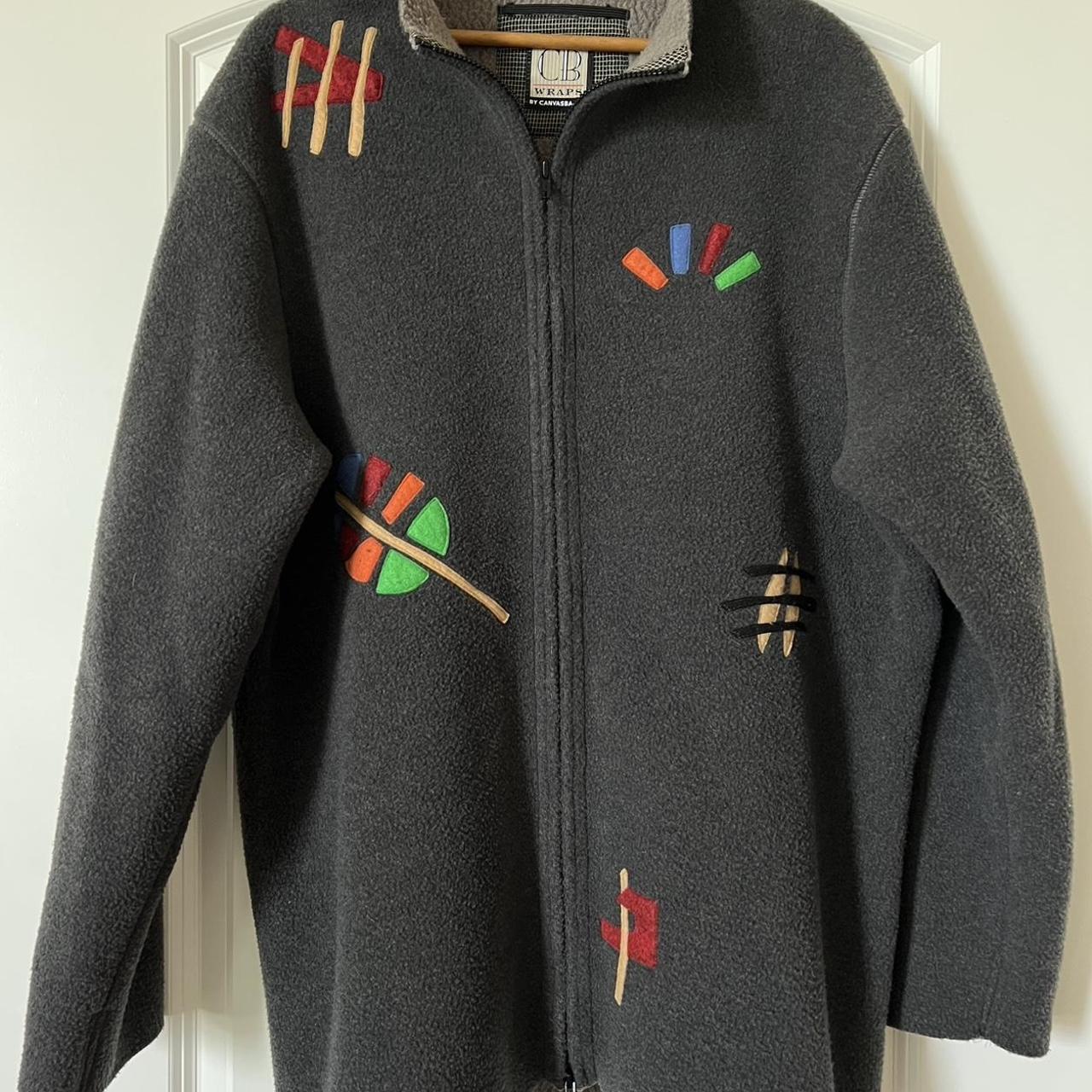 item listed by nicoleissellingstuff