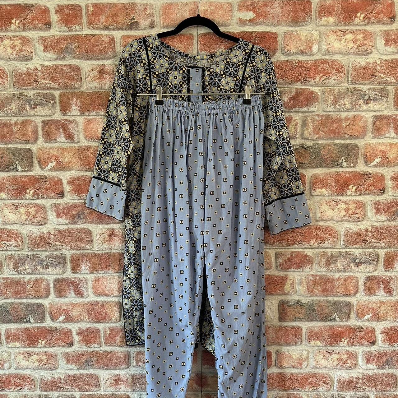 item listed by redbettyvintage