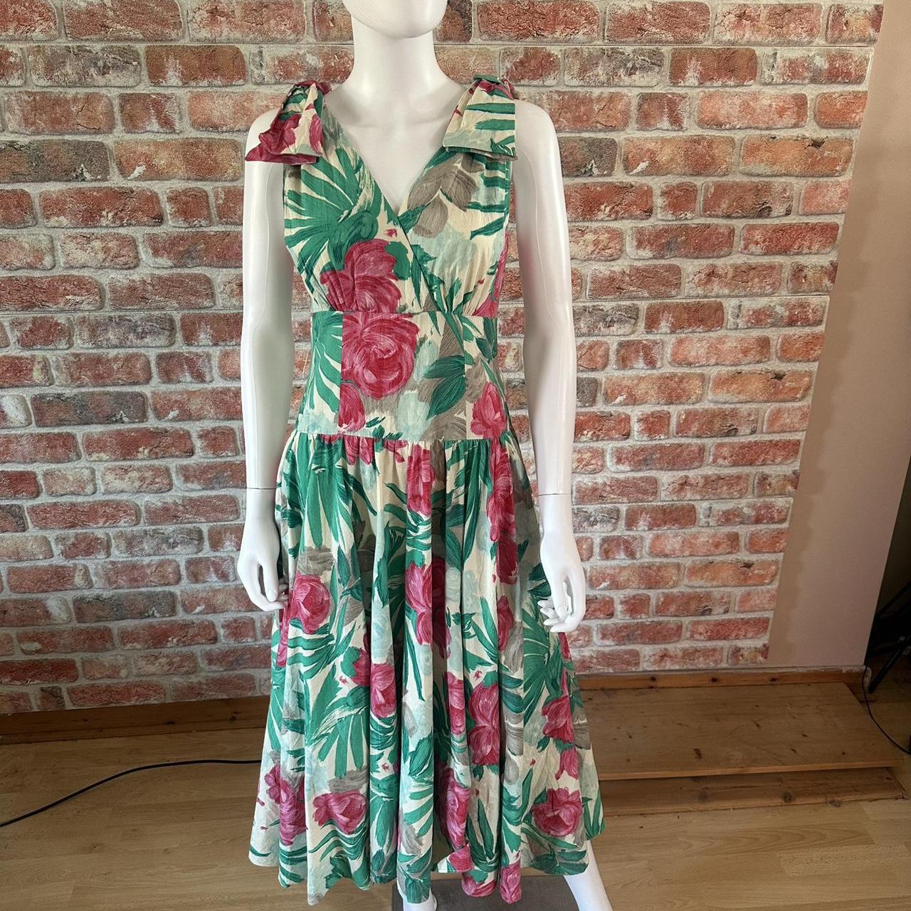 item listed by redbettyvintage