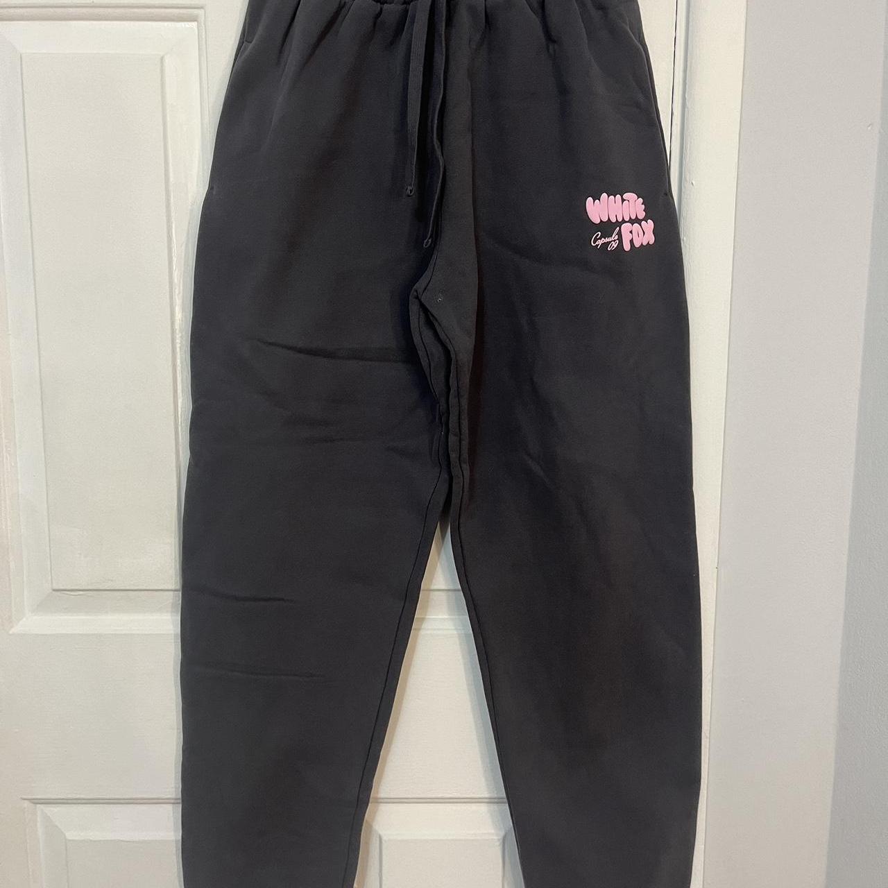 item listed by giana0409