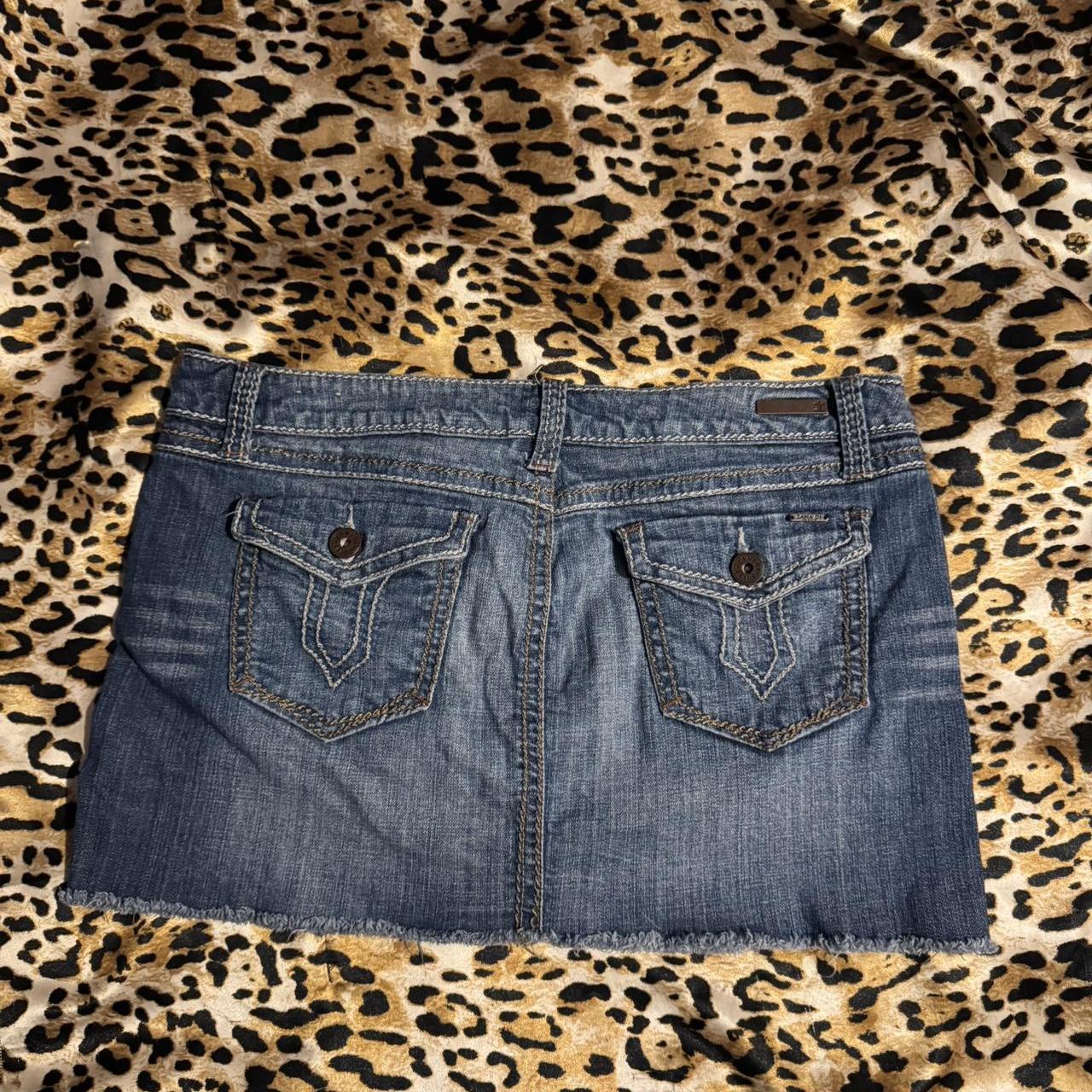 item listed by venusthrift03