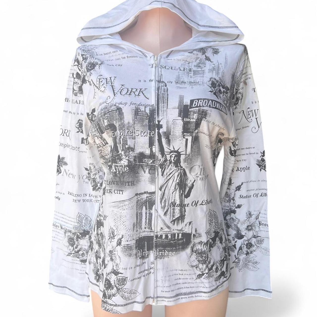 item listed by lemonliv