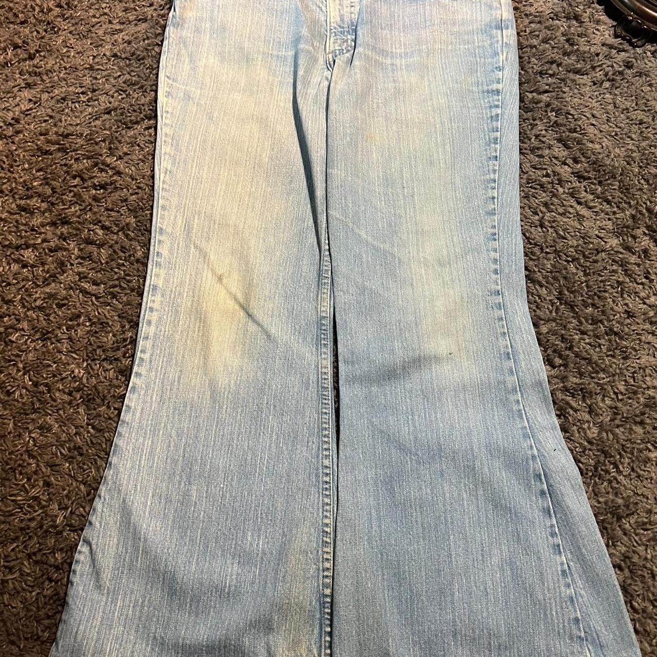 Levis 684 - Depop