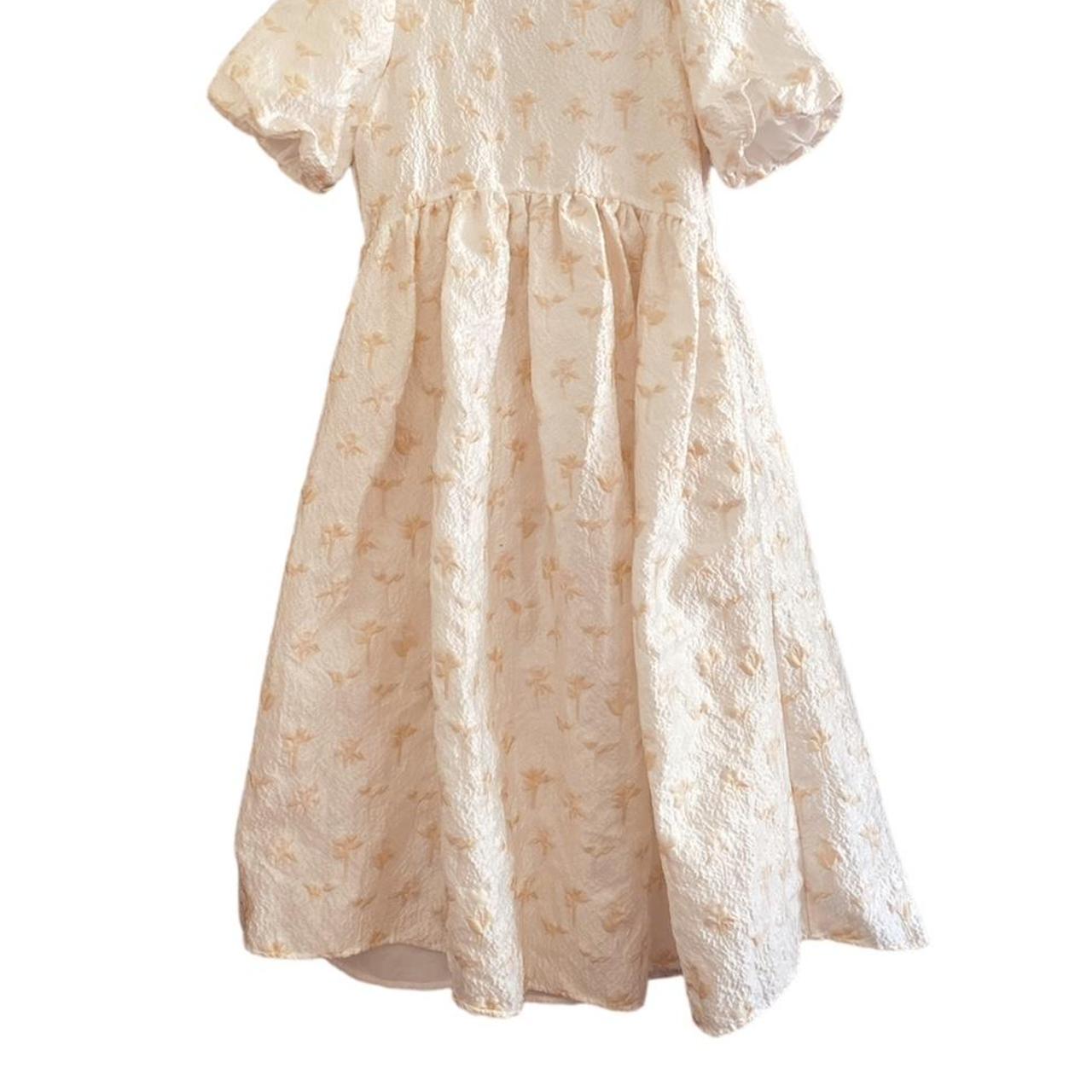 item listed by mrshayleyviolet