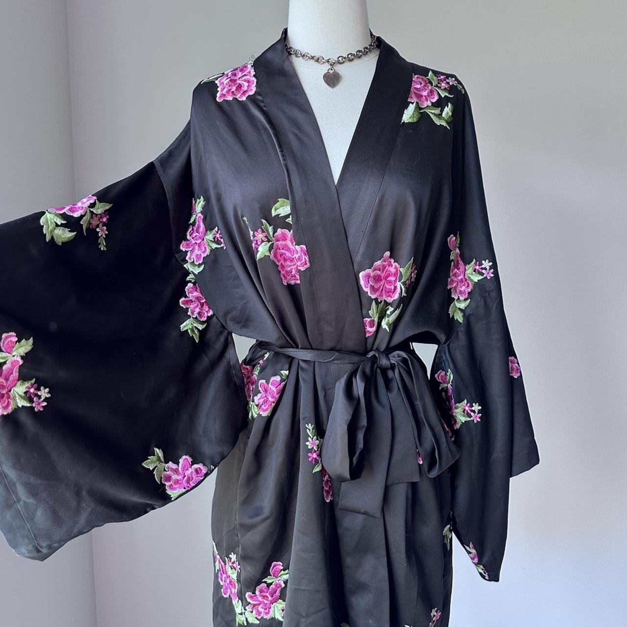 item listed by celinecherie