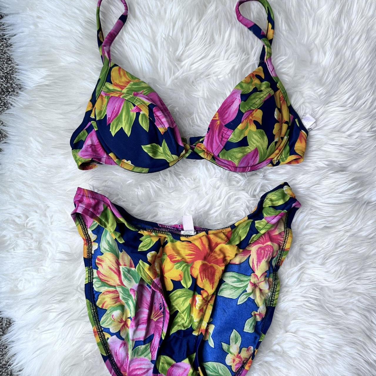 item listed by celinecherie