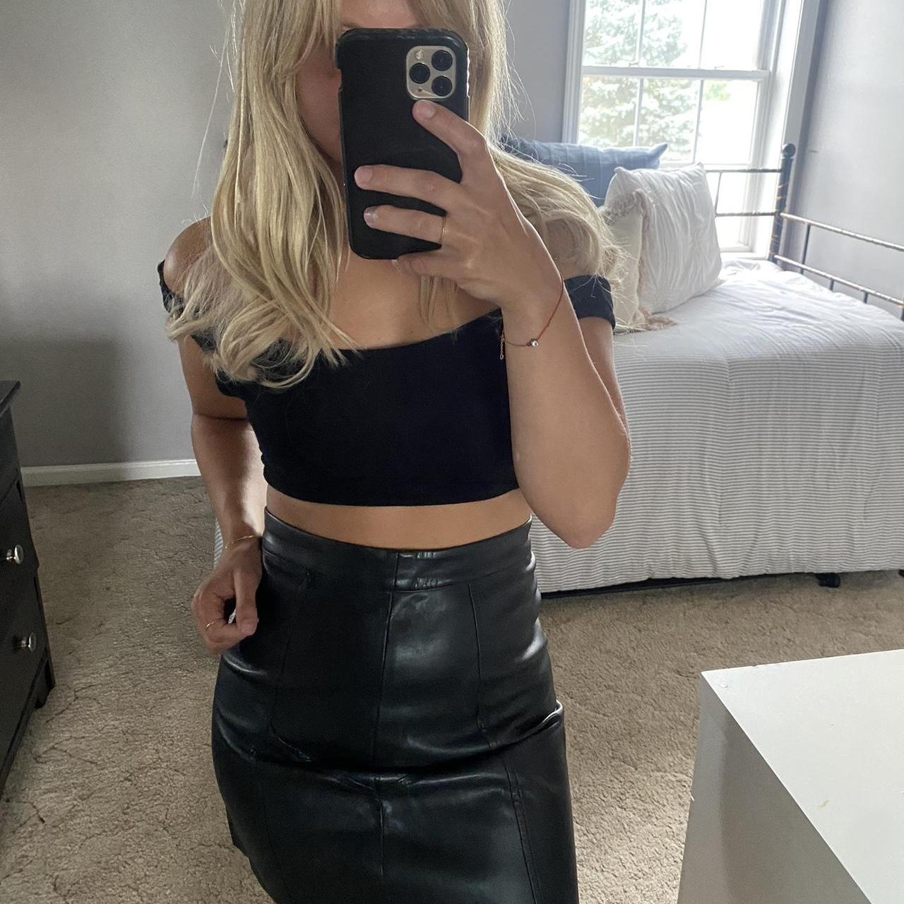 H&m leather skirt hotsell