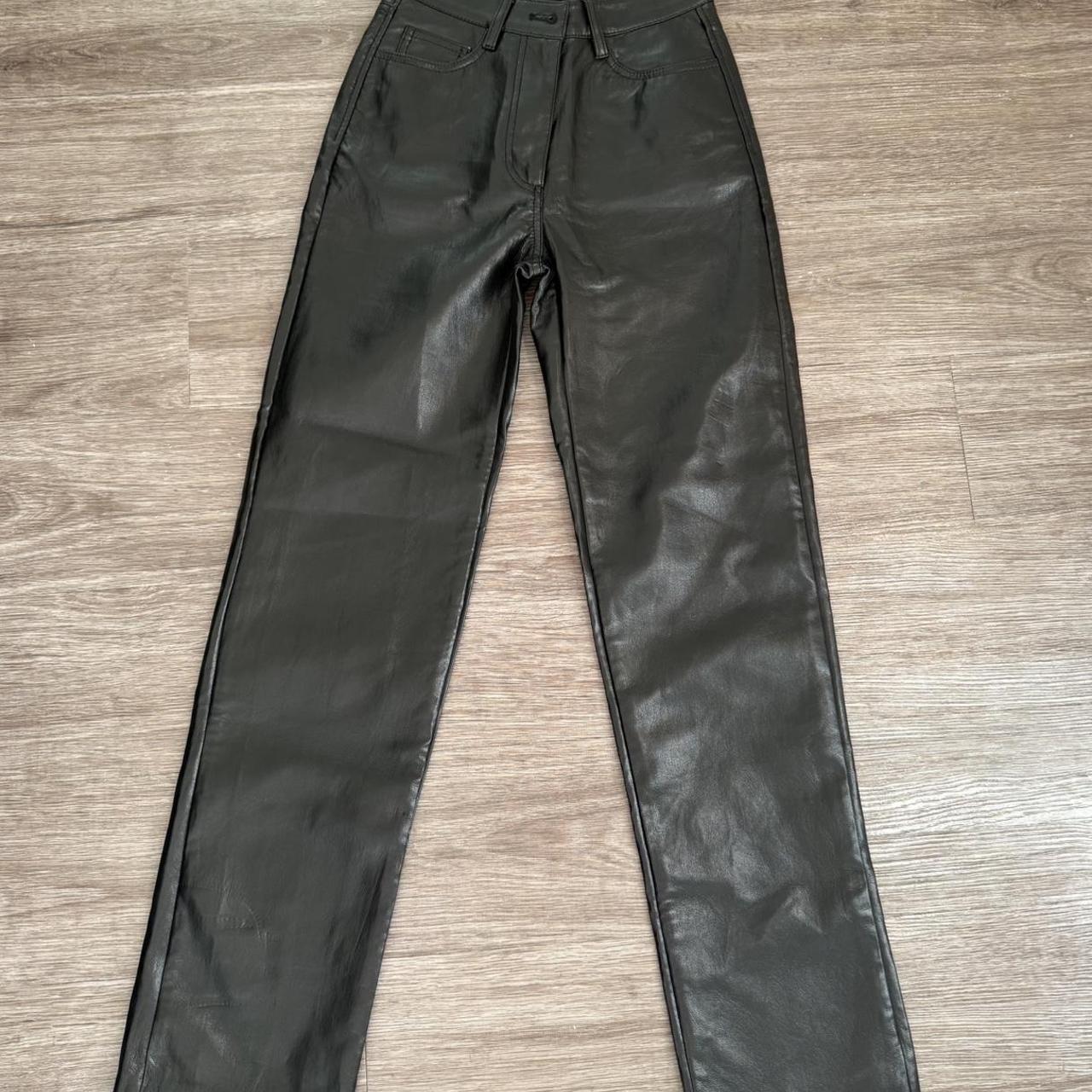 item listed by briahdel