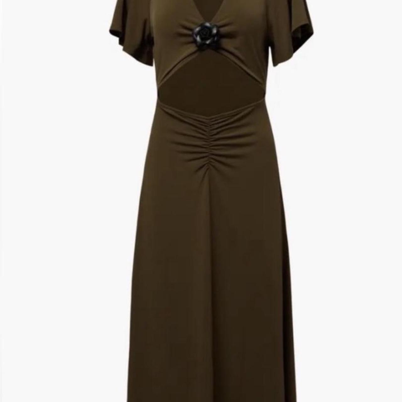 item listed by azizi_wana