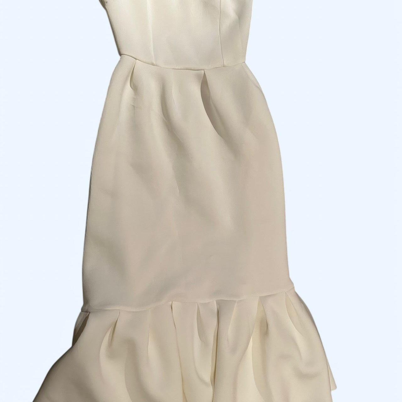 White midaxi dress perfect for engagement