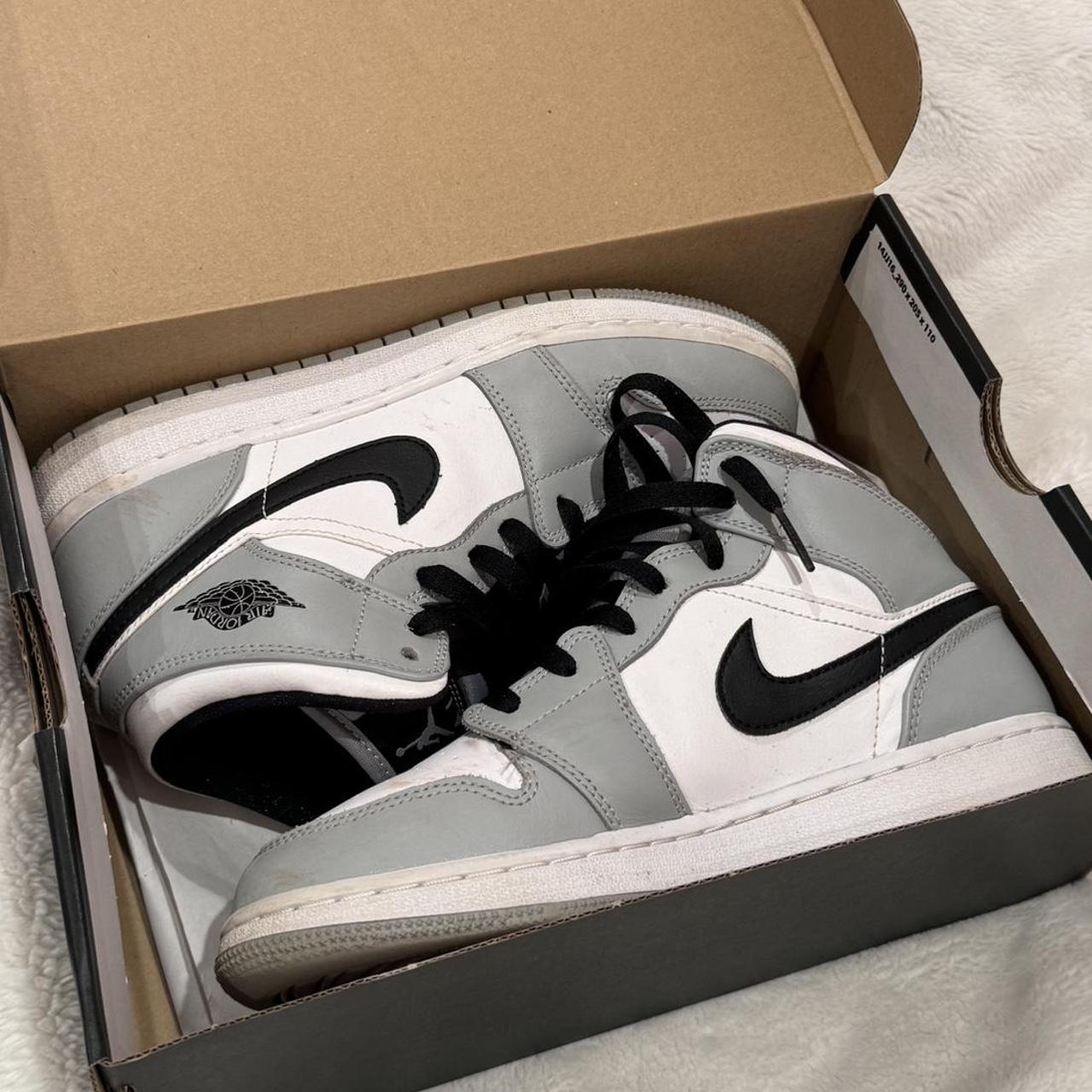 AIR JORDAN LIGHT SMOKE GREY 100% Depop