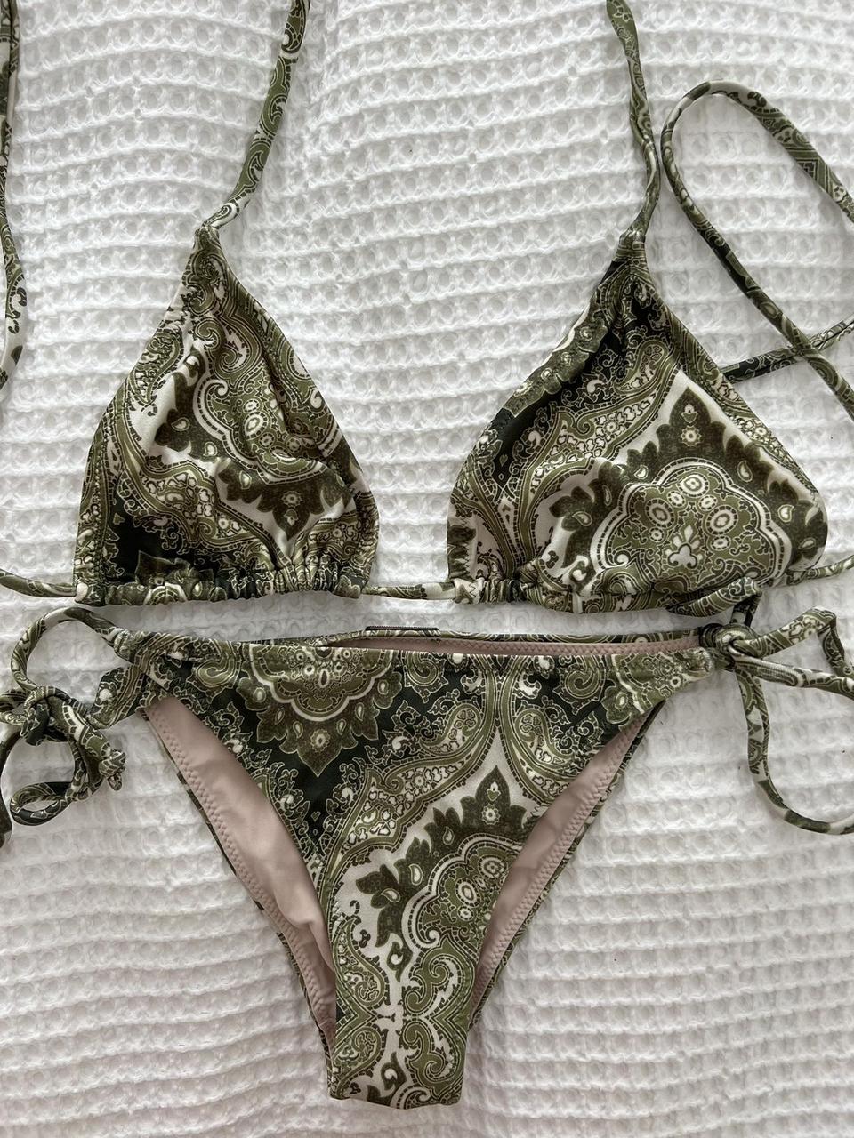 Tigerlily Green Bikini Set. Top: AU12, US8, UK12,... - Depop