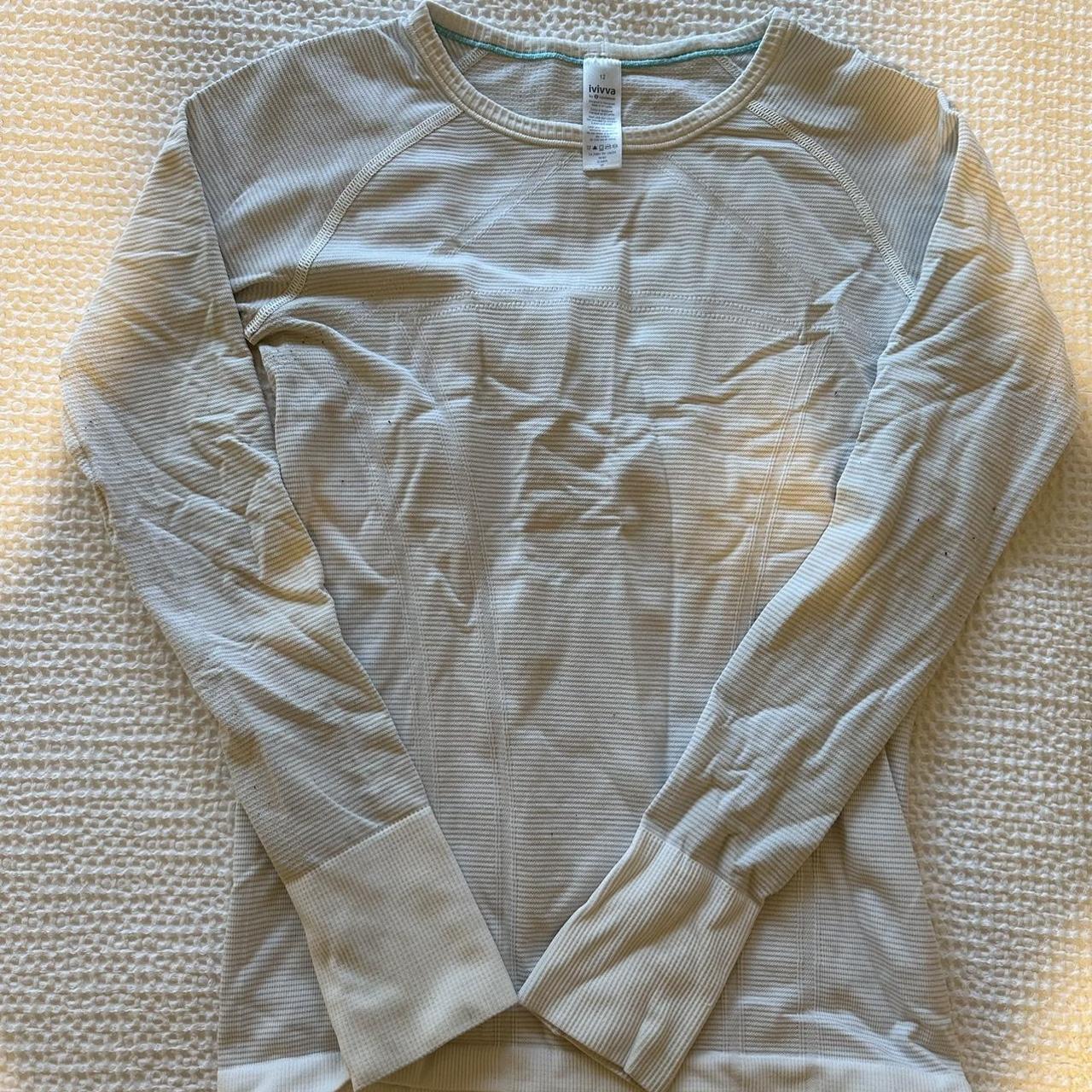 lululemon ivivva long sleeve top size 12 (fits like - Depop