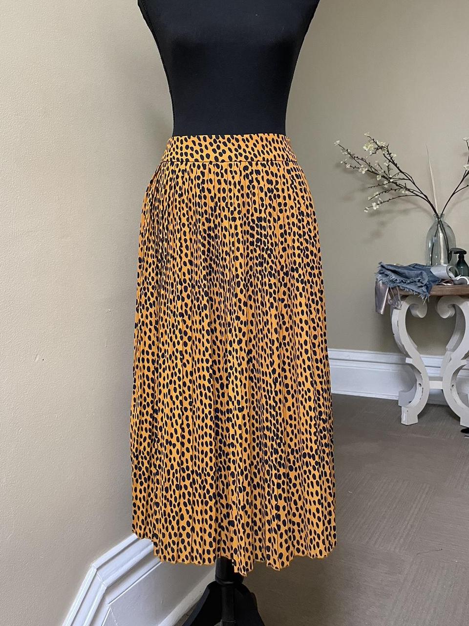 J. Crew Pleated Leopard Midi Skirt Size 0 Super Flowy Depop