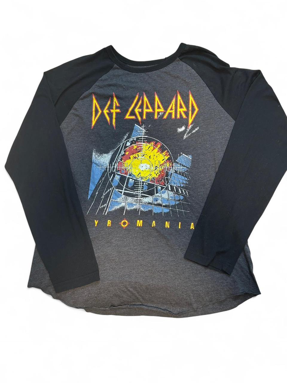 Men's T-shirt - Black/Grey - L – Def Leppard Pyro… - image 1