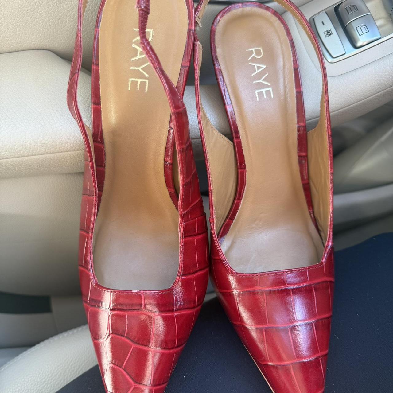 item listed by fashionloverxoxoo