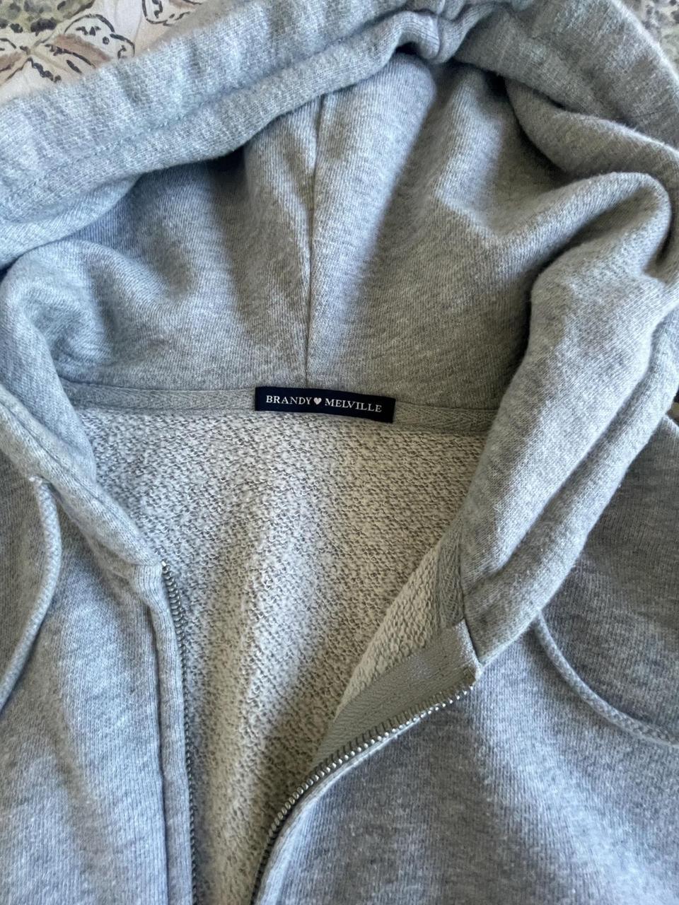 Brandy Melville cropped hoodie - Depop