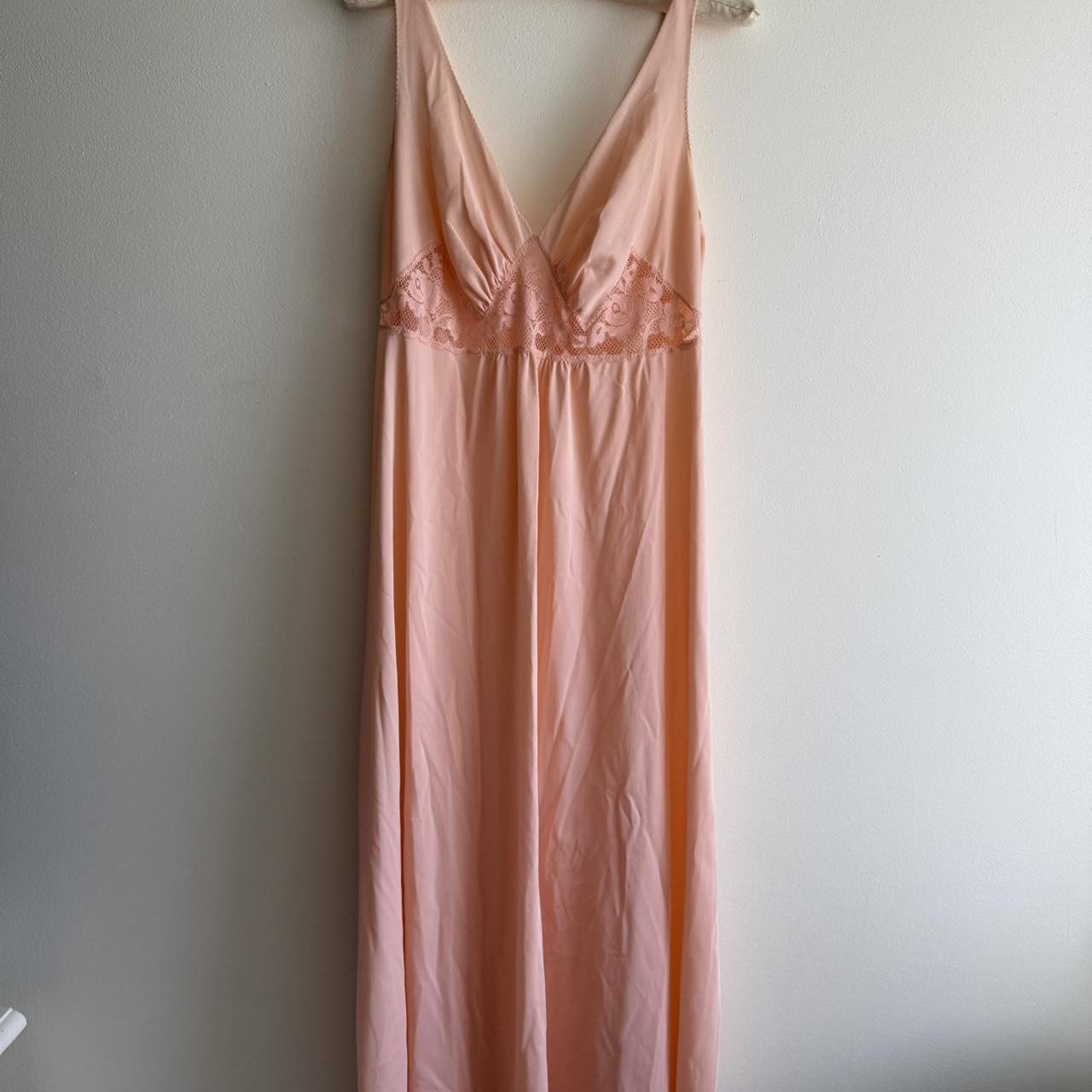 item listed by fawnvintage__