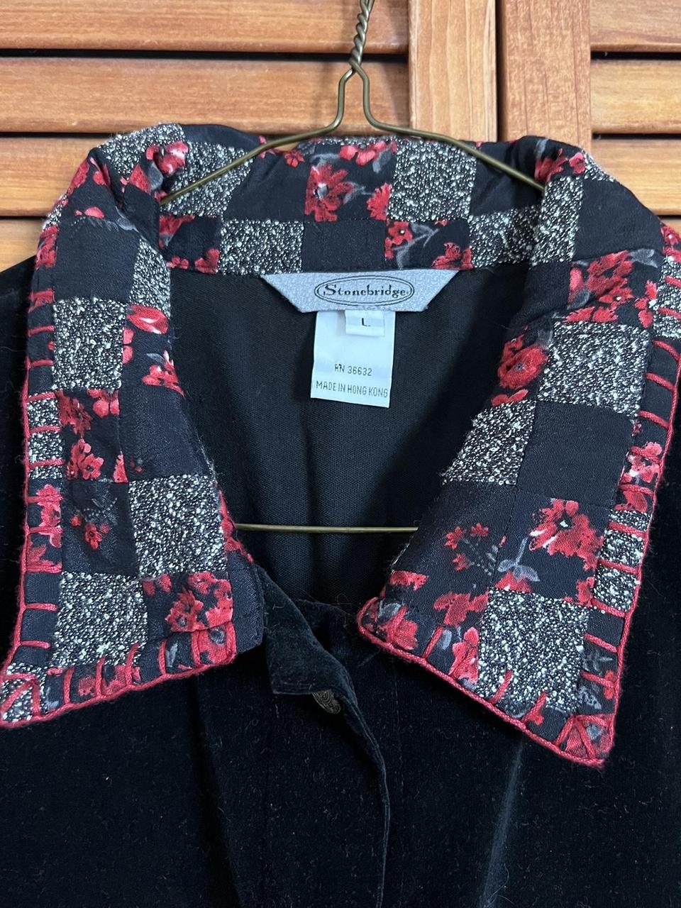 American Vintage Women's Black and Red Jacket (3)