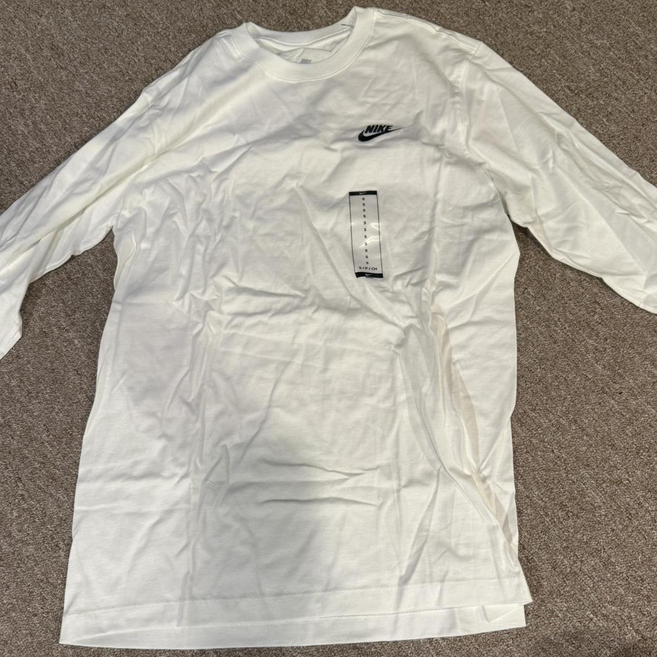item listed by hvnlycloset888