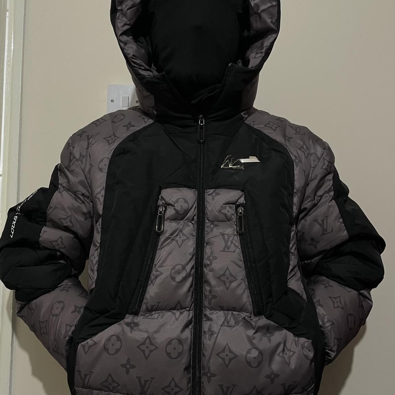 item listed by elnelmo
