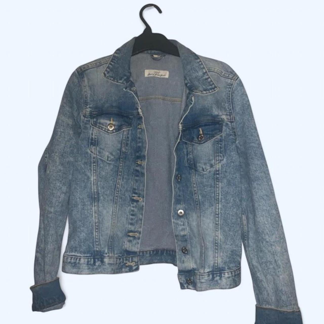 item listed by coolgirlclearout