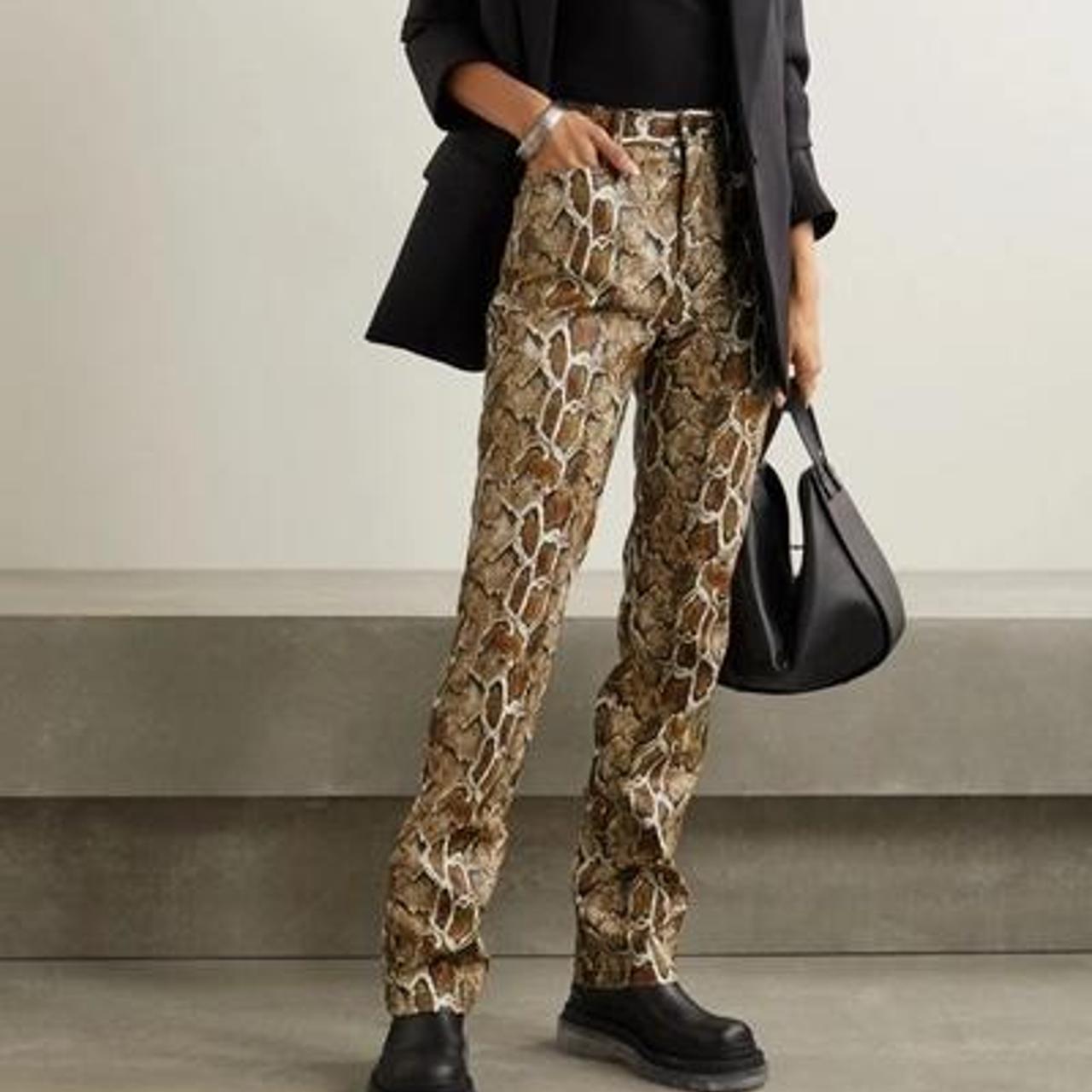 item listed by raquelbarolli
