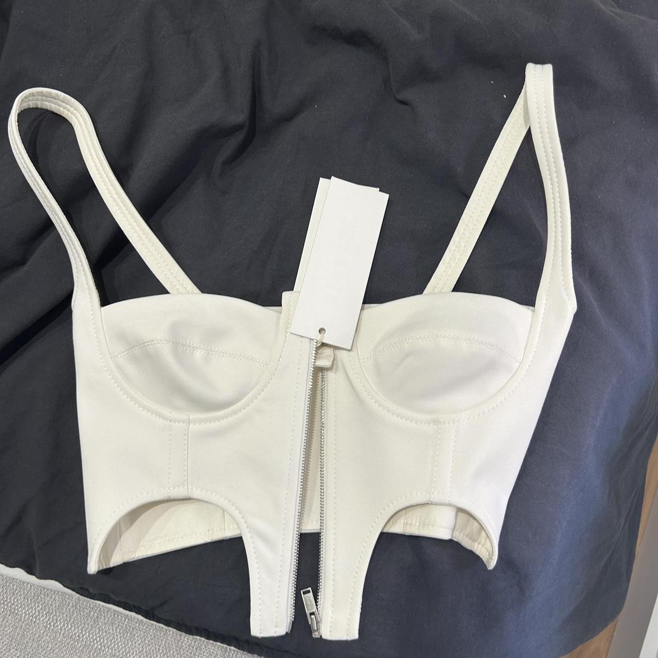 Dion lee top white size 6 never worn purchased for $560 - Depop