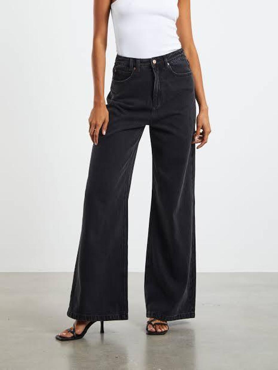 General Pants Co. - General Pants Flare Jeans on Designer Wardrobe