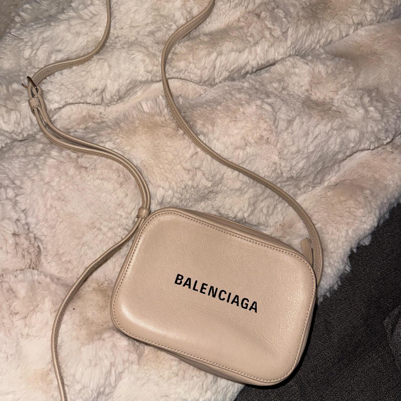 item listed by isabelleadler
