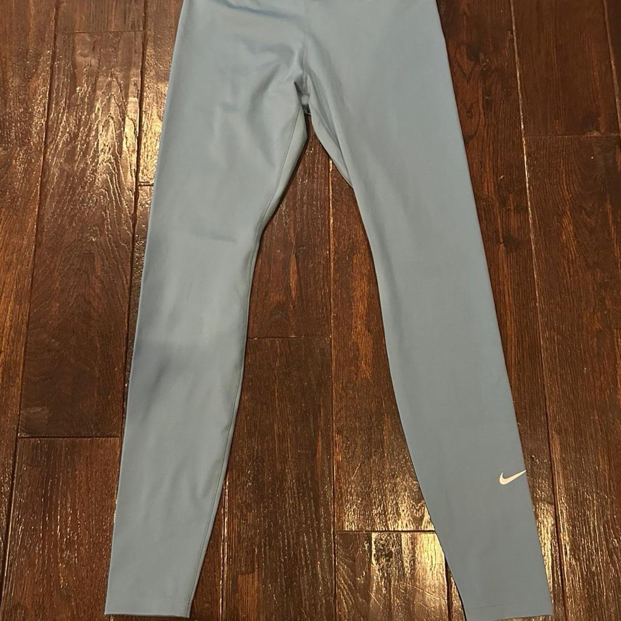 item listed by juliaguzik04