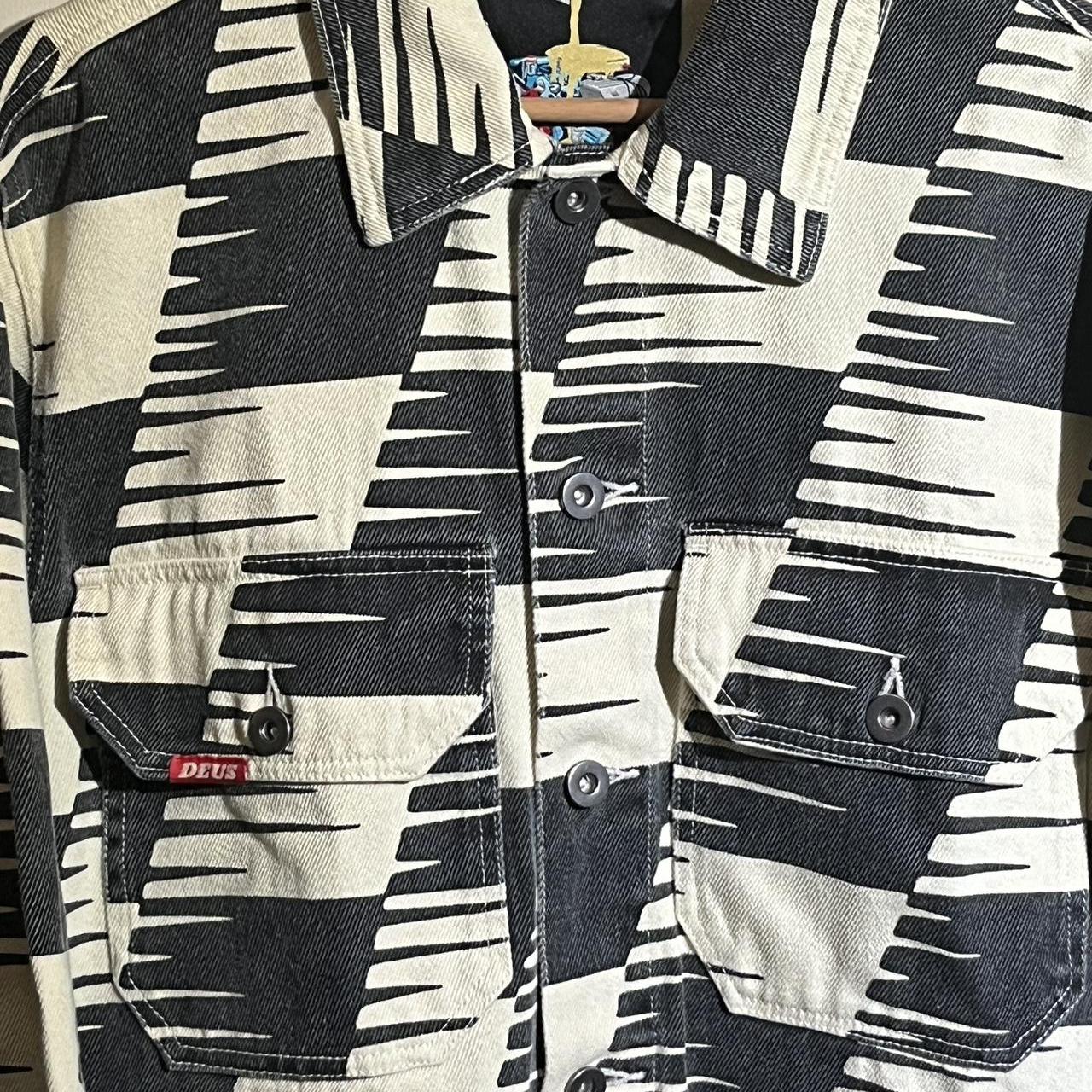 22SS DEUS EX MACHINA×KEI NAITO ツイルジャケット 22SS DEUS EX MACHINA×KEI NAITO ツイルジャケット 22SS DEUS EX