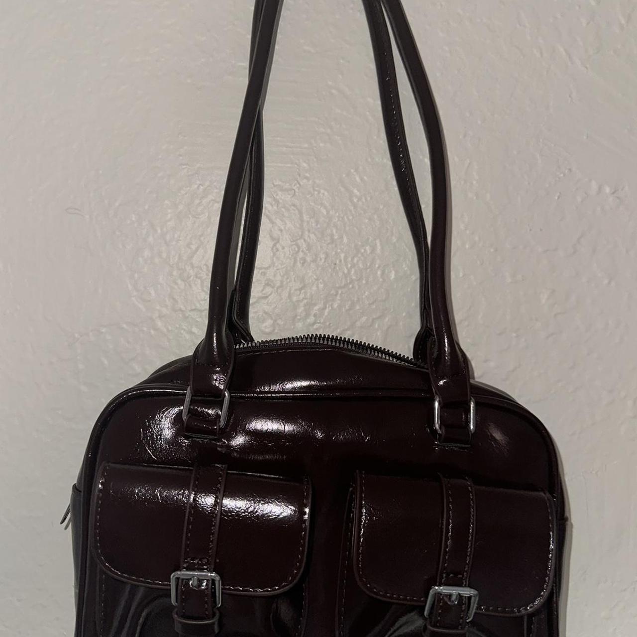 item listed by 444ngi333