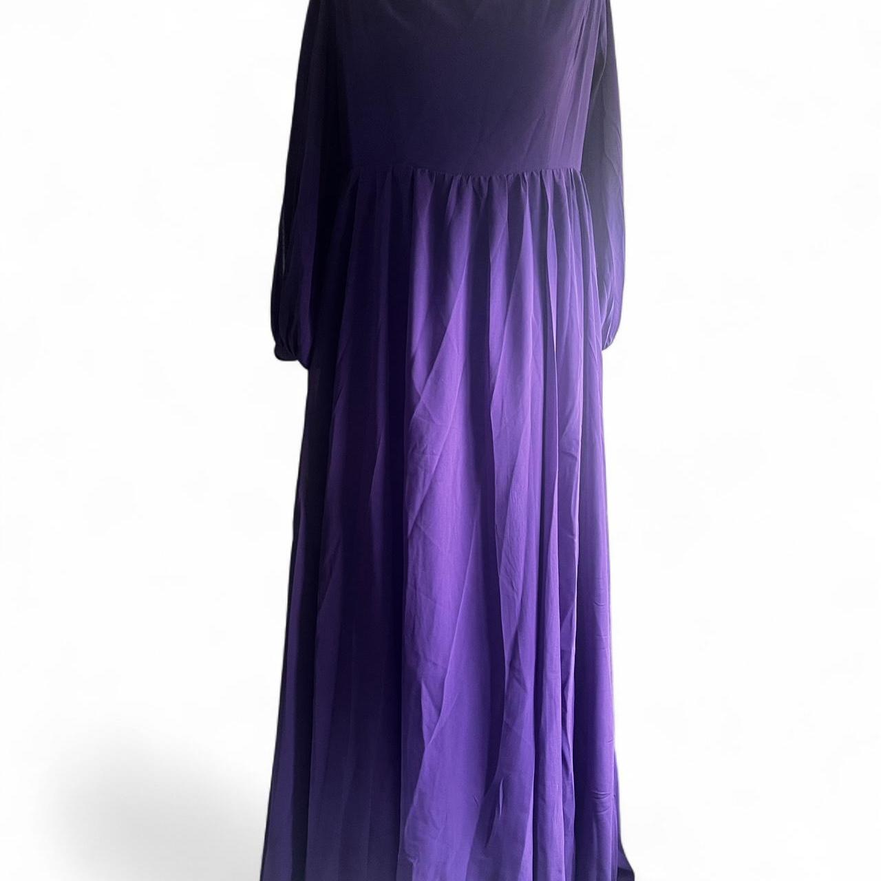 item listed by 21naila