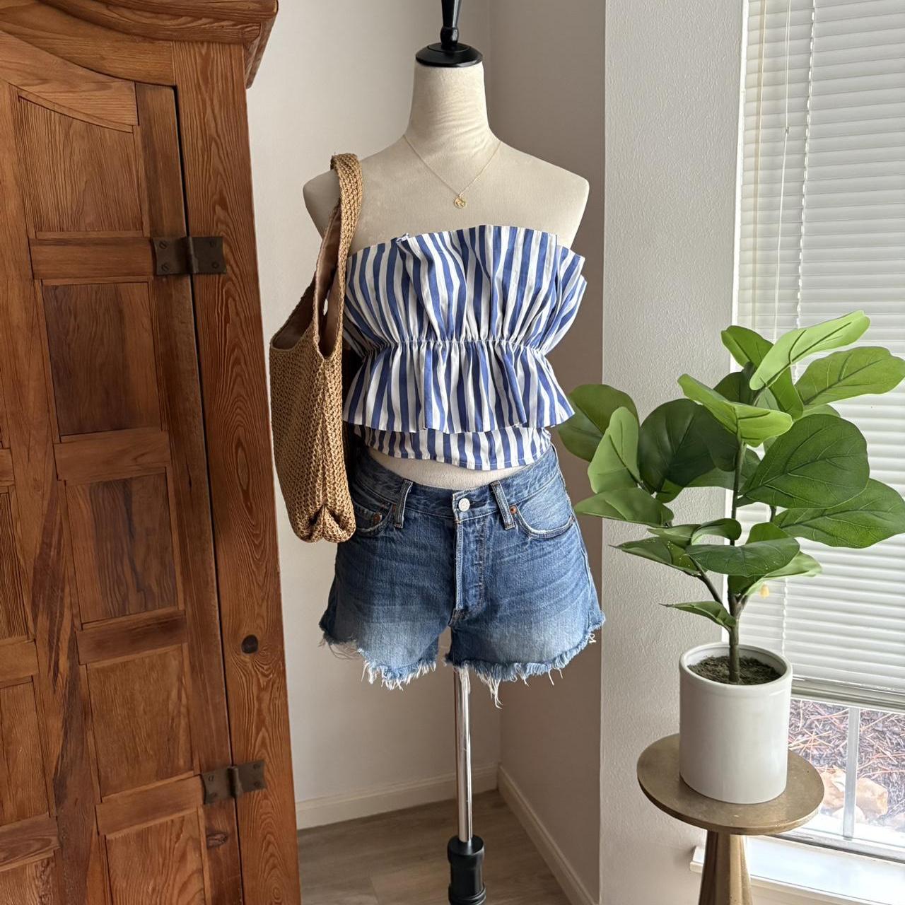 item listed by rhworld