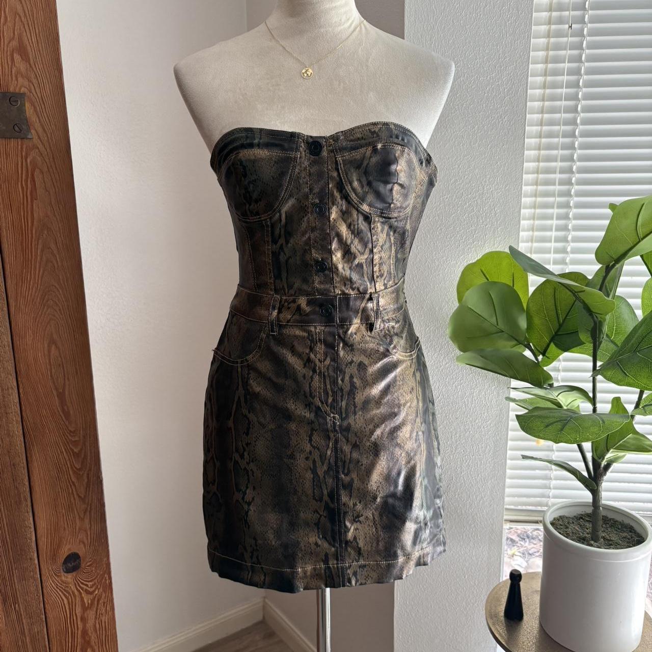 item listed by rhworld