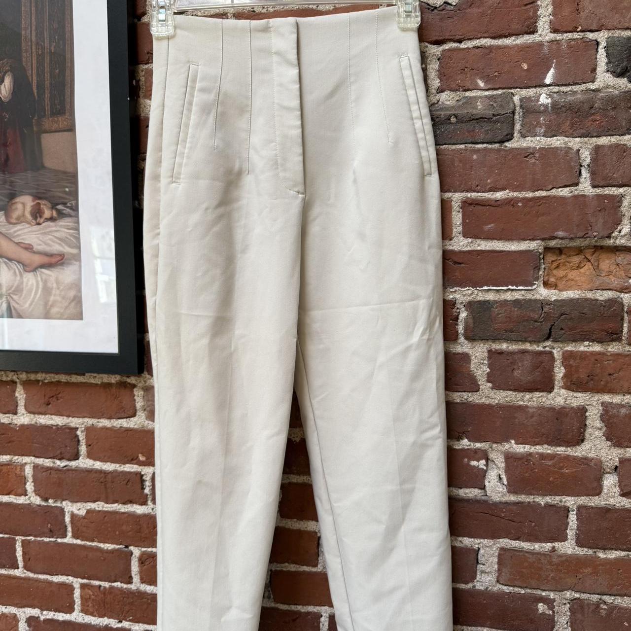 item listed by showtime_closet