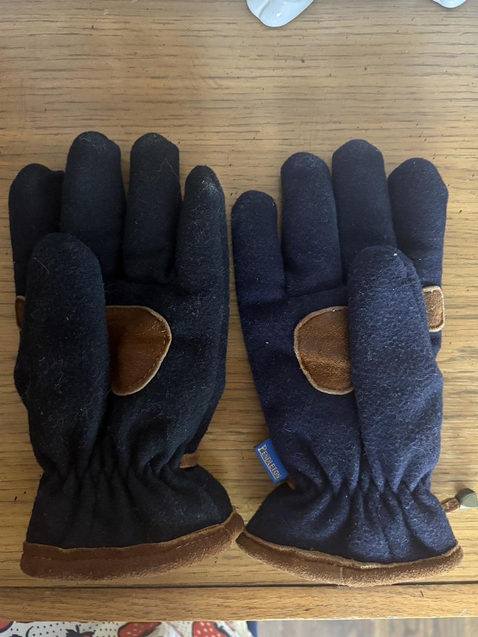 Pendleton Women's Gloves - Multi/Brown – Pendleto… - image 3