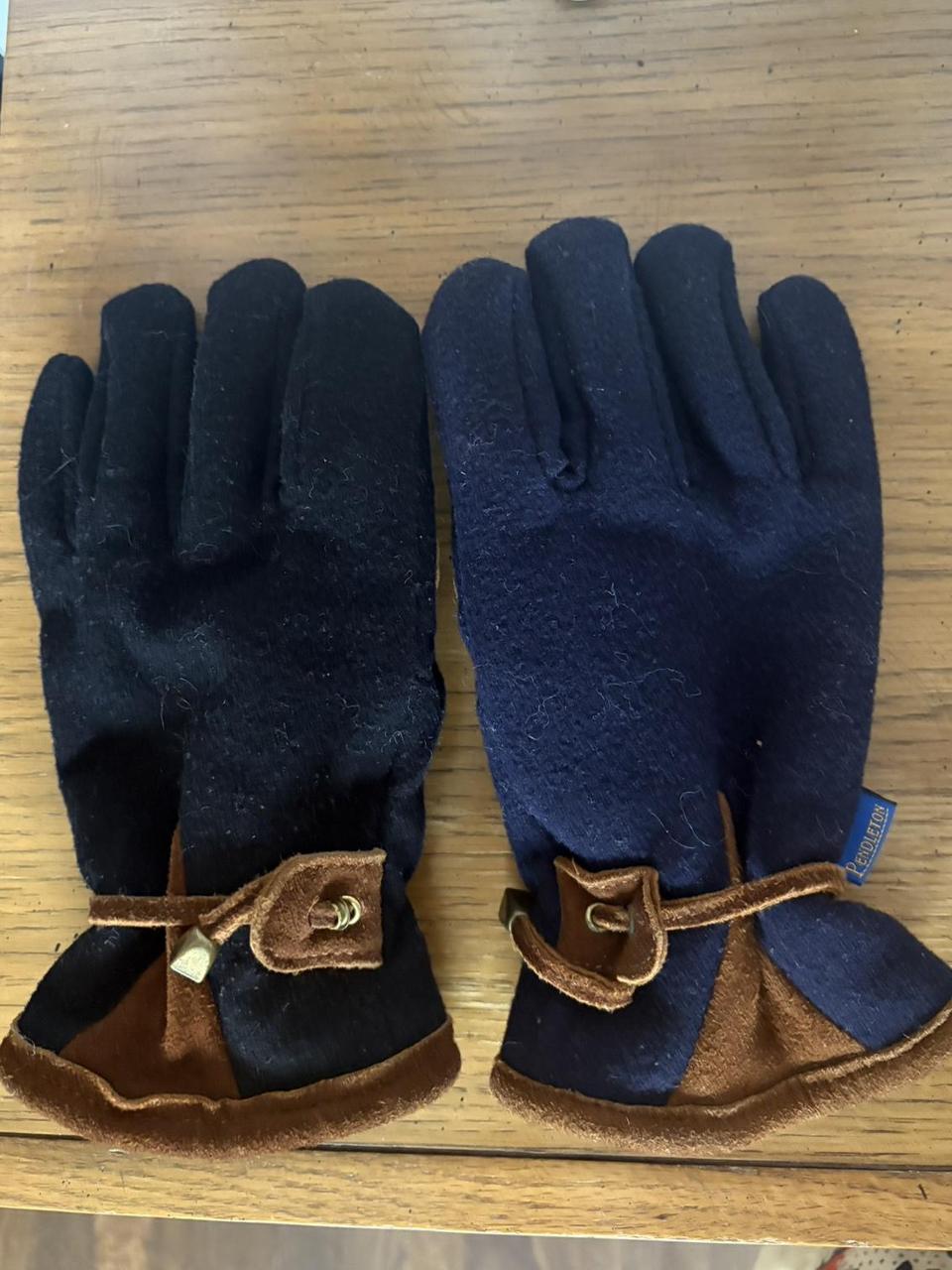 Pendleton Women's Gloves - Multi/Brown – Pendleto… - image 1