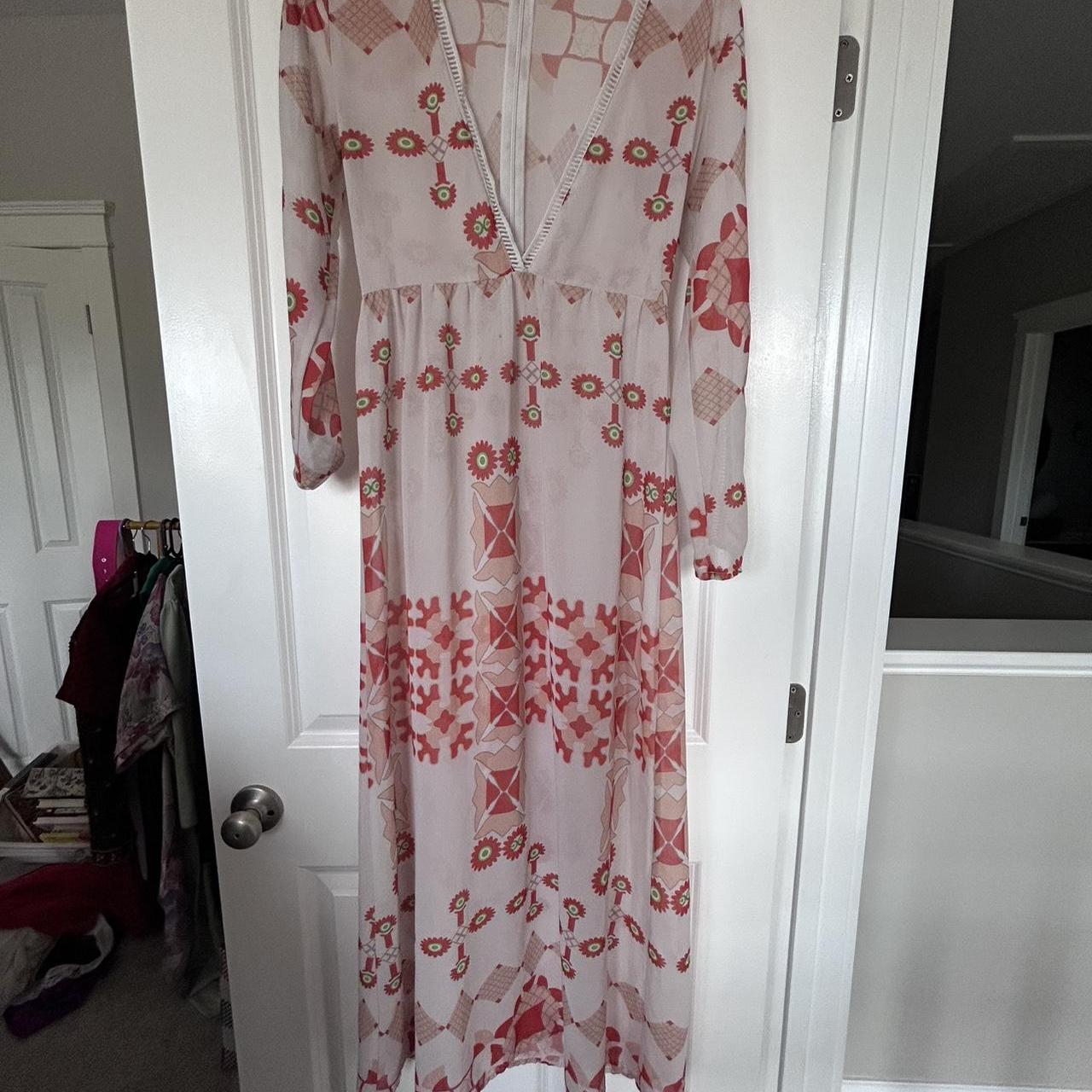 item listed by cool_mom_vintage